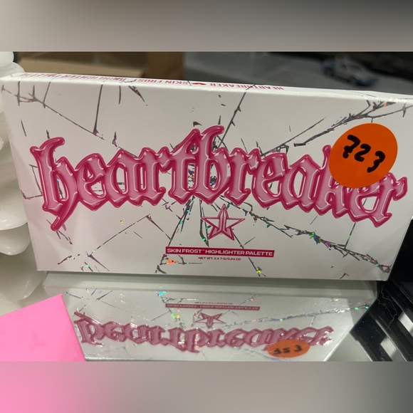 NIB Jeffree Star Heartbreaker Skin Frost Highlighter Palette 3x7g - Picture 5 of 6